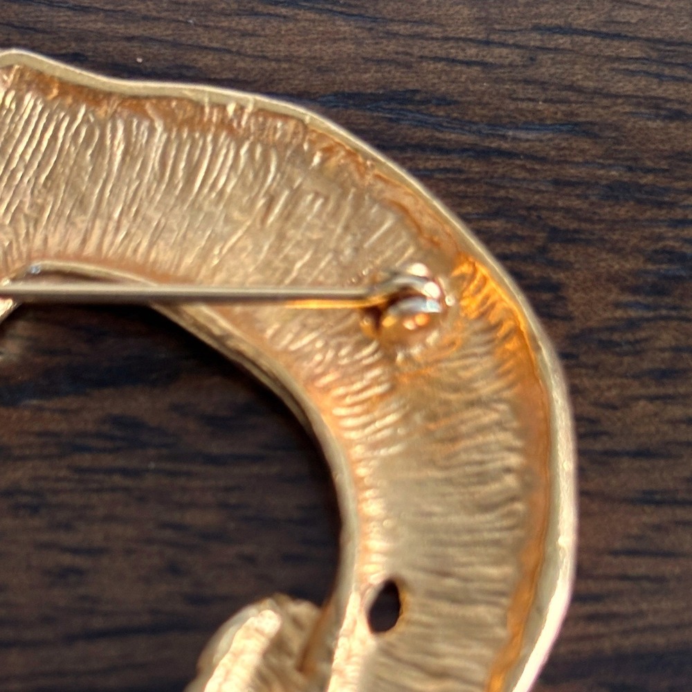 Vtg 3 Koi Fish Wreath Brooch Goldtone Asian Figural Pin Chic Whimsical Retro - Picture 7 of 11